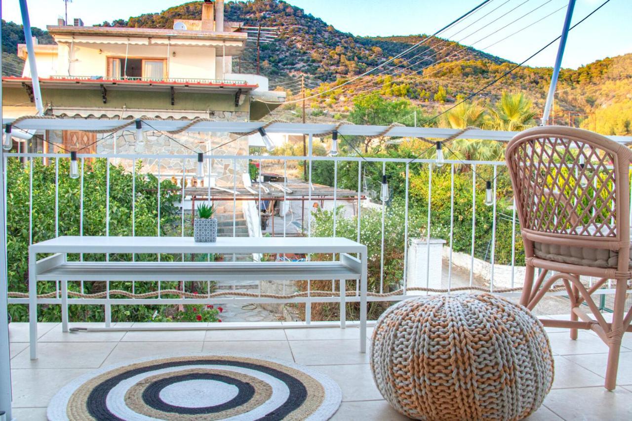 Summer Feel Suites Poros Town Екстериор снимка