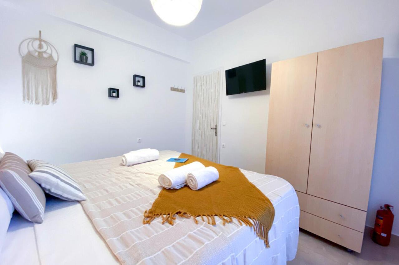 Summer Feel Suites Poros Town Екстериор снимка
